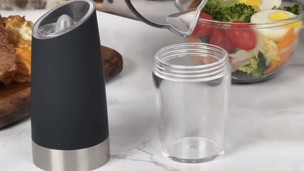 Electric Automatic Salt and Pepper Shaker23
